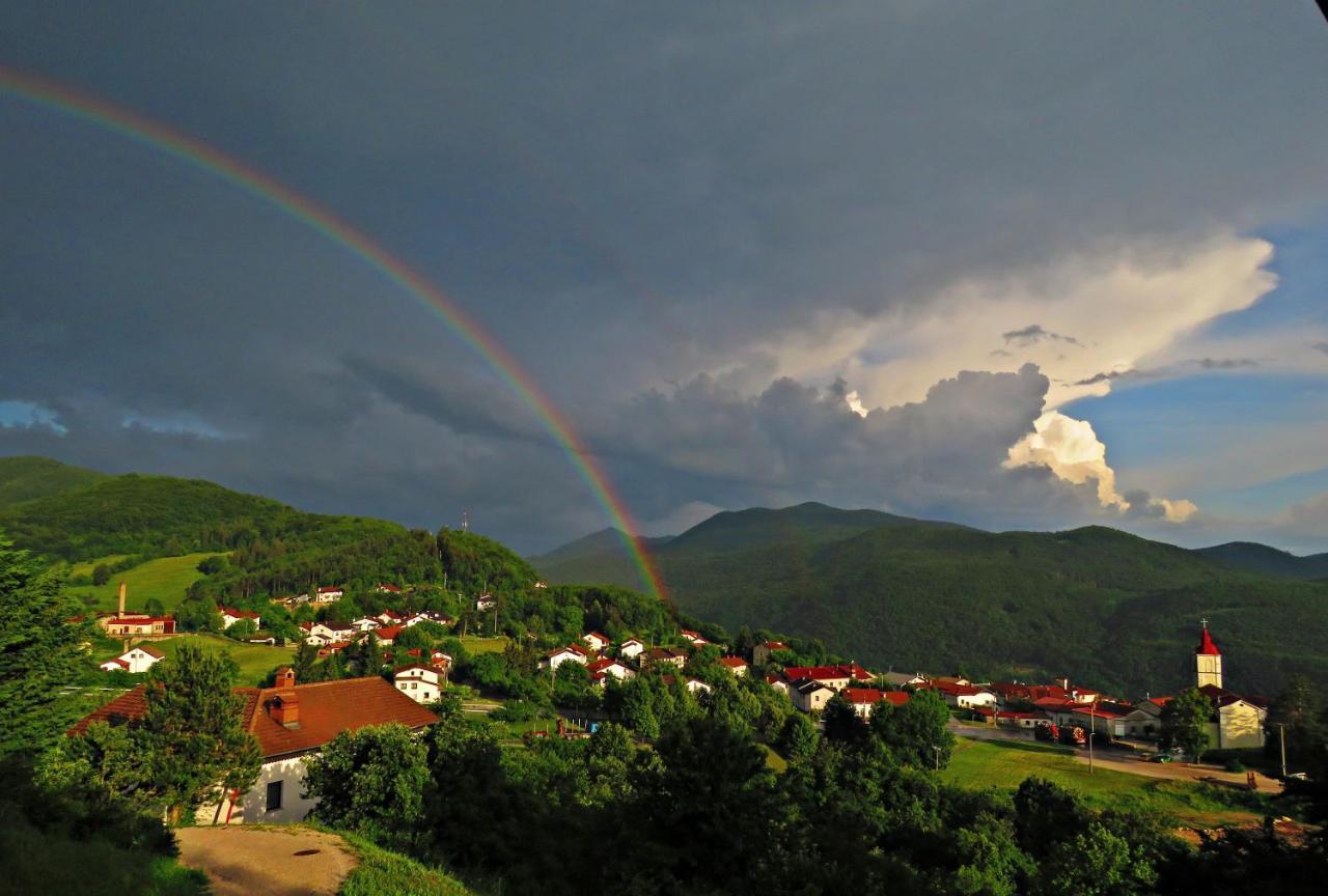 Hotel Gostilna Tratnik Zoll Exterior foto